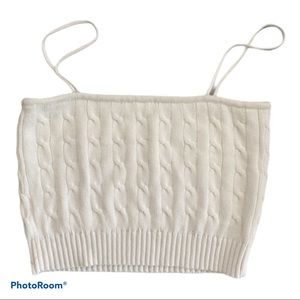 Brandy melville white cropped top🤍🤍